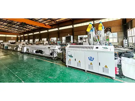 Stroj na výrobu PE trubek 16-63 mm