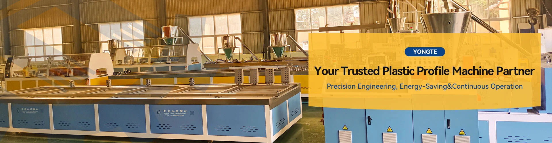 Stroj na výrobu plastových profilů