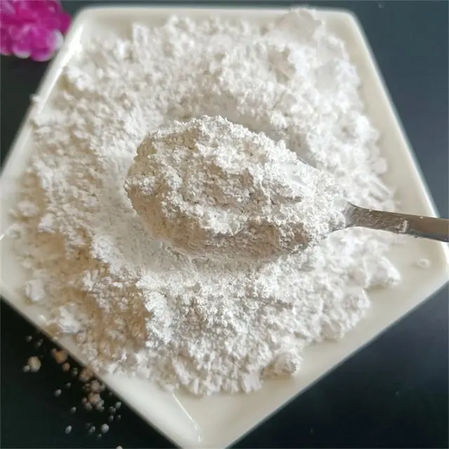Lehce aktivovaný CaCo3 (uhličitan vápenatý) Lehce aktivovaný CaCo3 (uhličitan vápenatý)