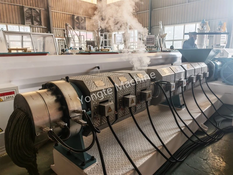 plastic recycling extruder